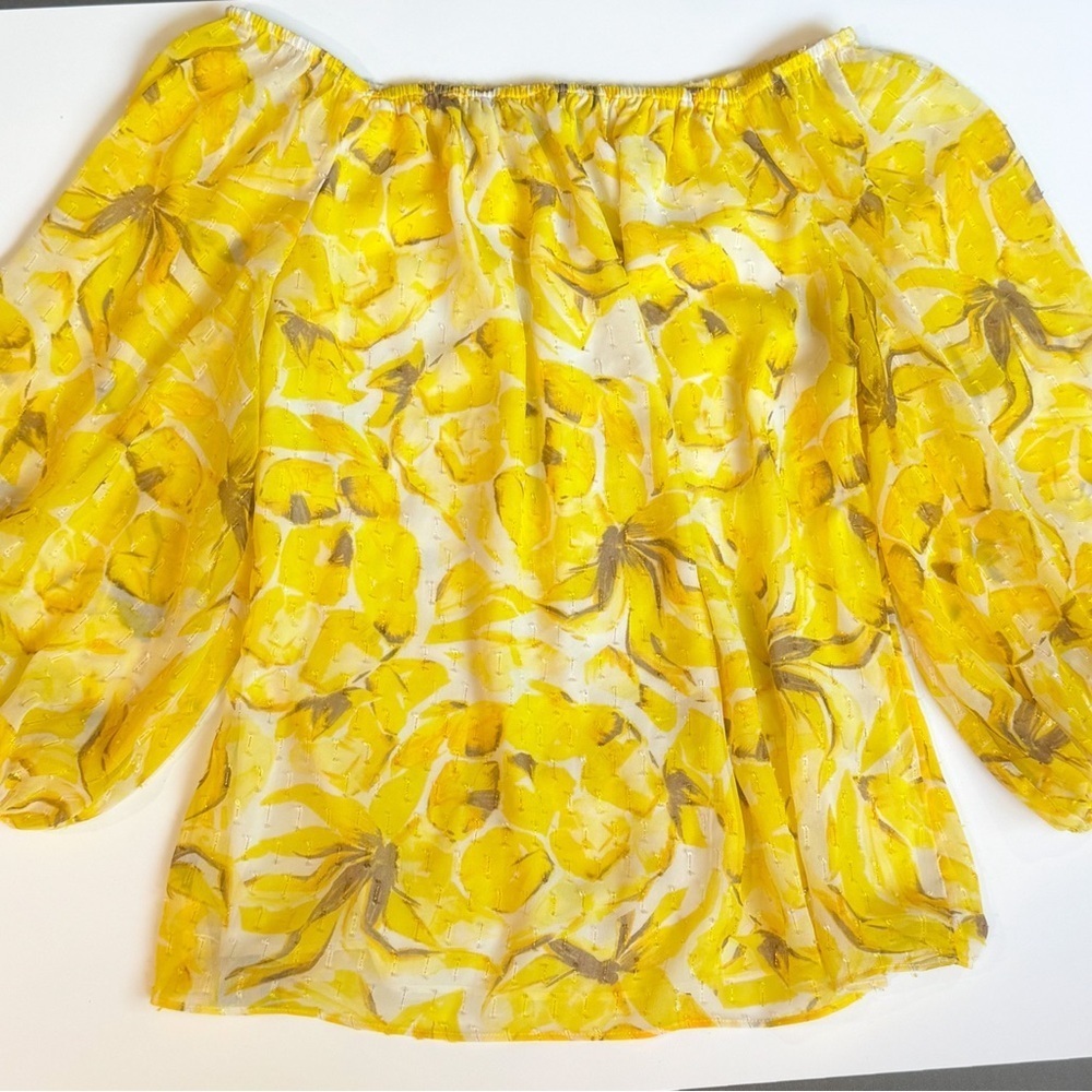 White house black market floral chiffon off shoulder swing top ❤️ - Picture 5 of 5